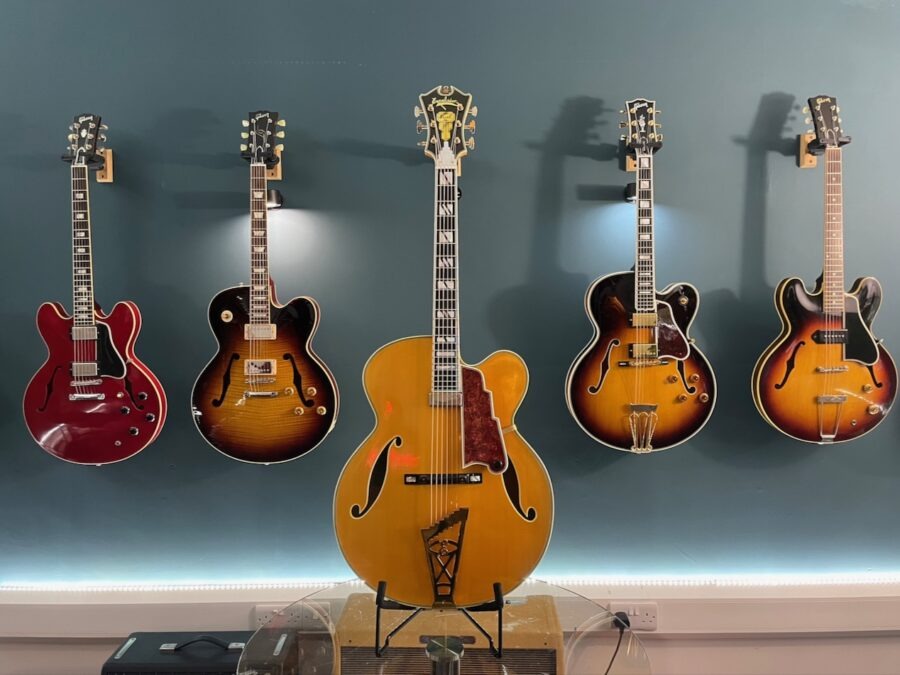 Excelsior Super 18" Carved Archtop Blonde