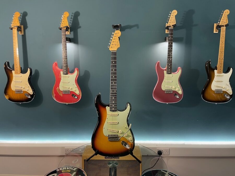 Fender Custom Shop Masterbulit 1961 Stratocaster Relic Paul Waller