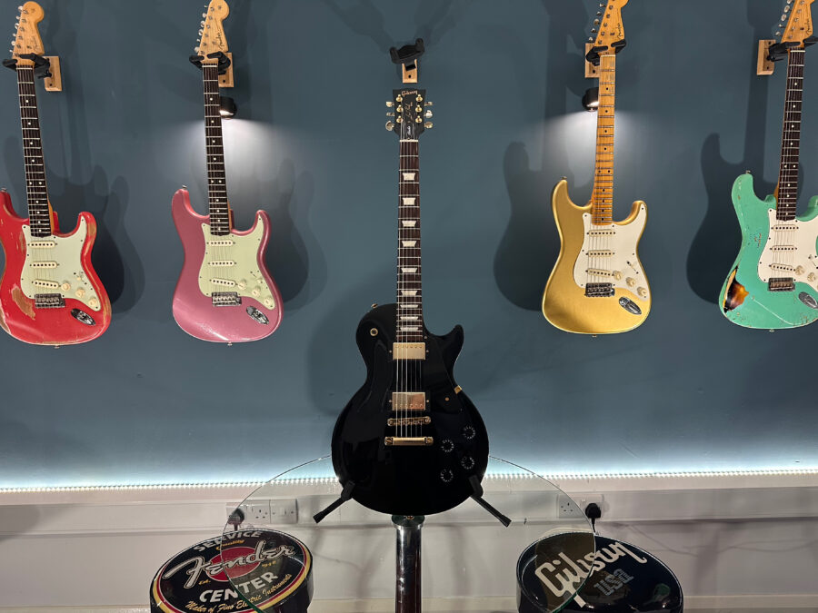 Gibson Les Paul Studio Gold Series 2017 Ebony