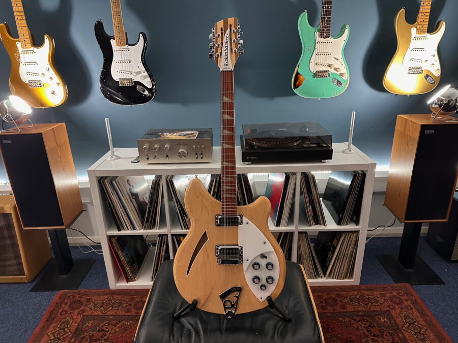 Rickenbacker 360/12, Mapleglo